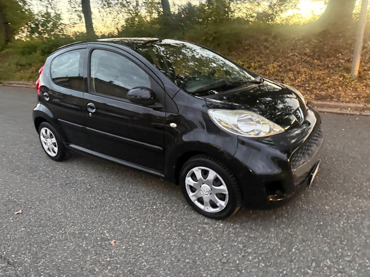 Peugeot 107 1.0 68CV 5p. Desir