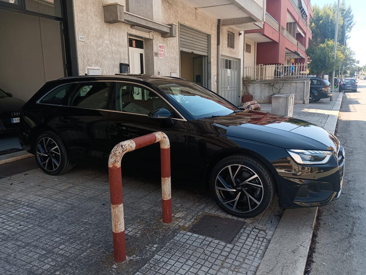 Audi A4 Avant 30 2.0TDI/136 CV S tronic Business Advanced