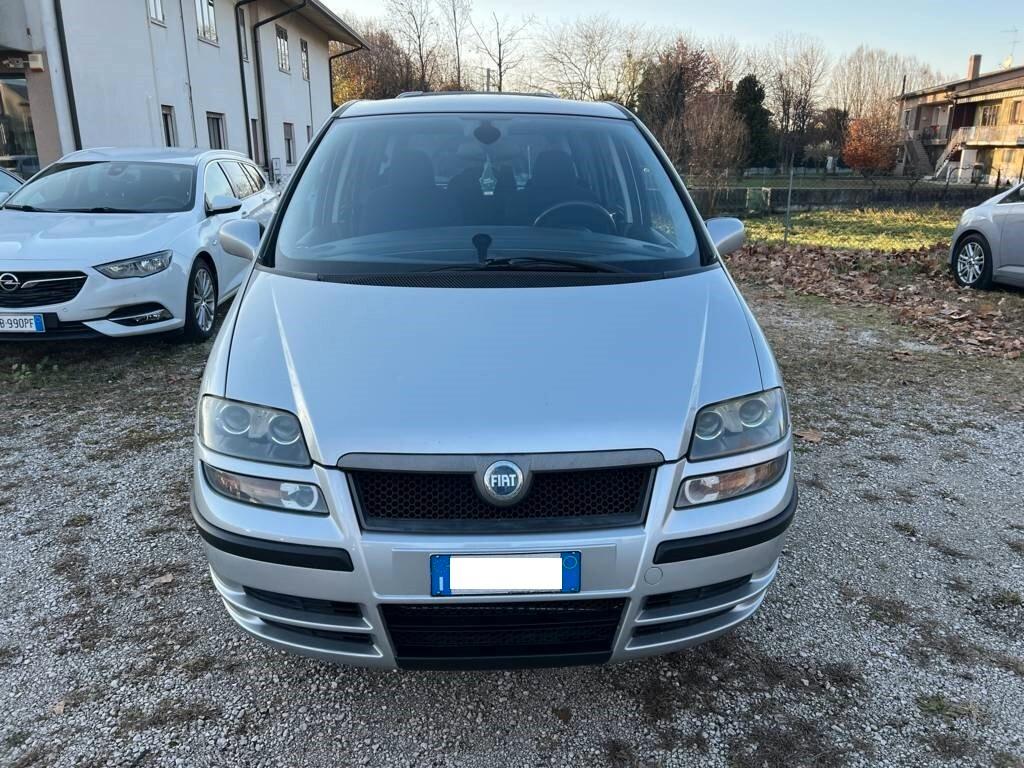 Fiat Ulysse 2.2 JTD Emotion FAP