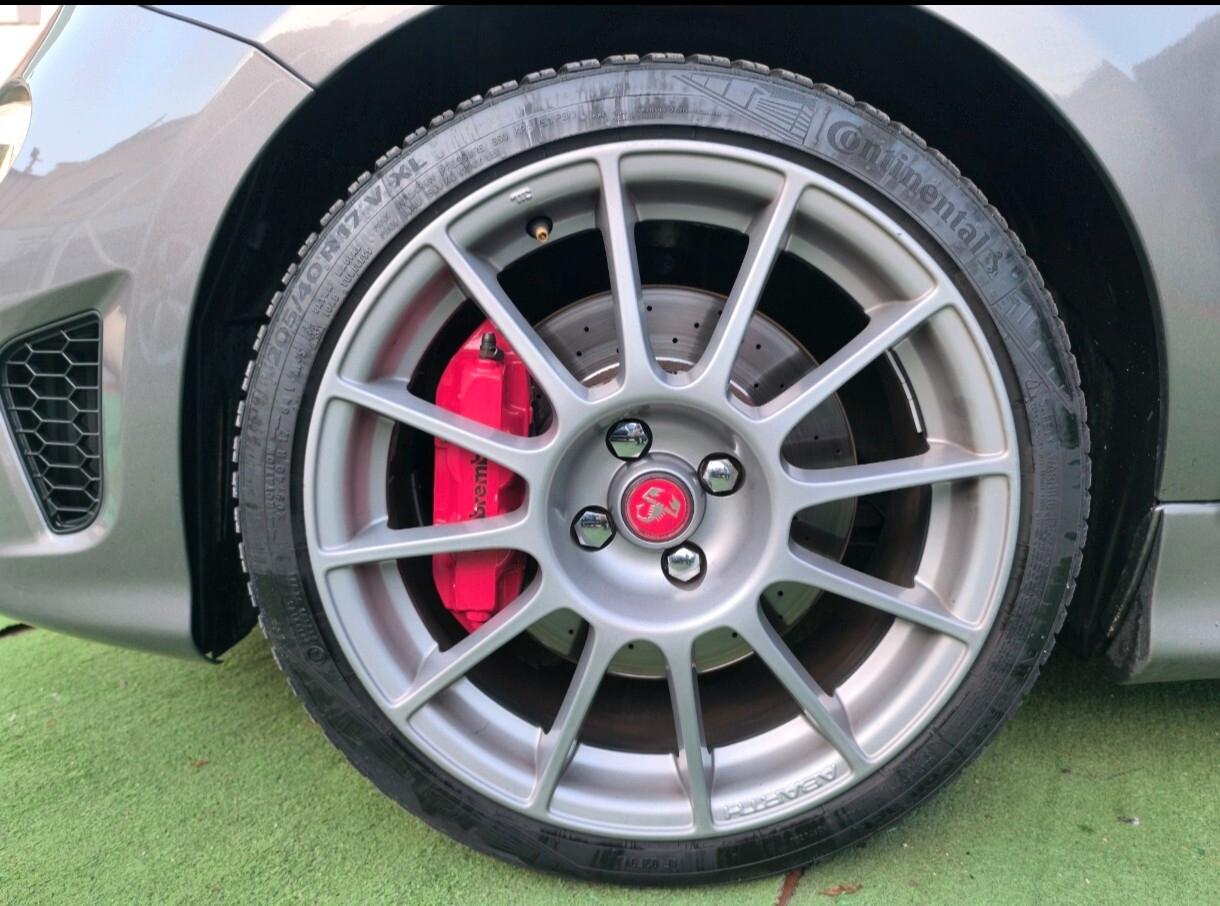 Abarth 595 1.4 T-Jet 165 CV Turismo con Kit EsseEsse