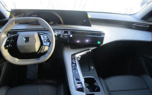 PEUGEOT 3008 Hybrid 145 e-DCS6 Allure