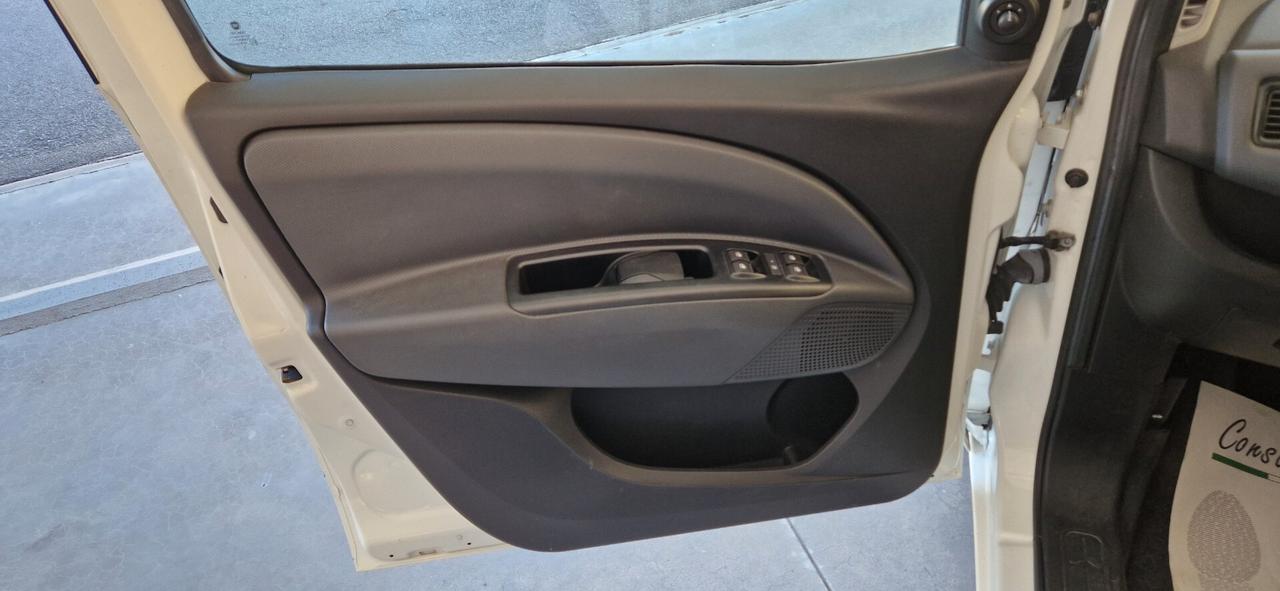 Fiat Doblò 1.3 Mjt 90cv DYNAMIC 5 Posti