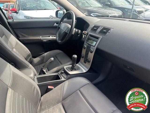 VOLVO V50 2.0 D cat Momentum
