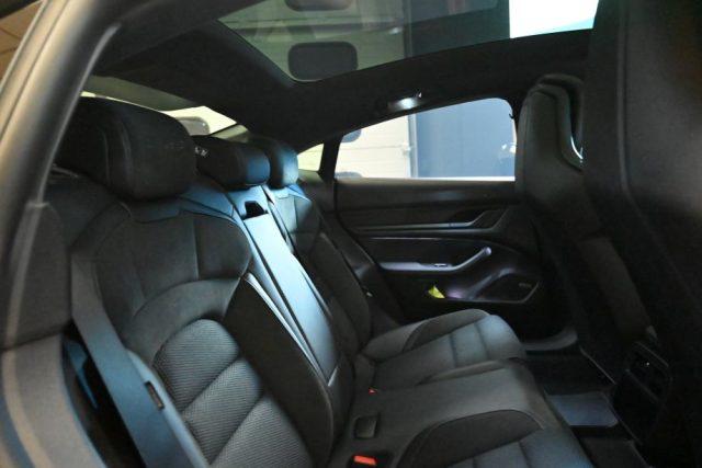 PORSCHE Taycan TURBO S 7461CV FULL DELL'IMPOSSIBILE LISTINO 245K!