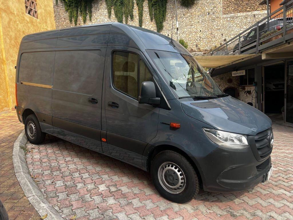 MERCEDES-BENZ ESPRINTER ARMADA ESPRINTER KA