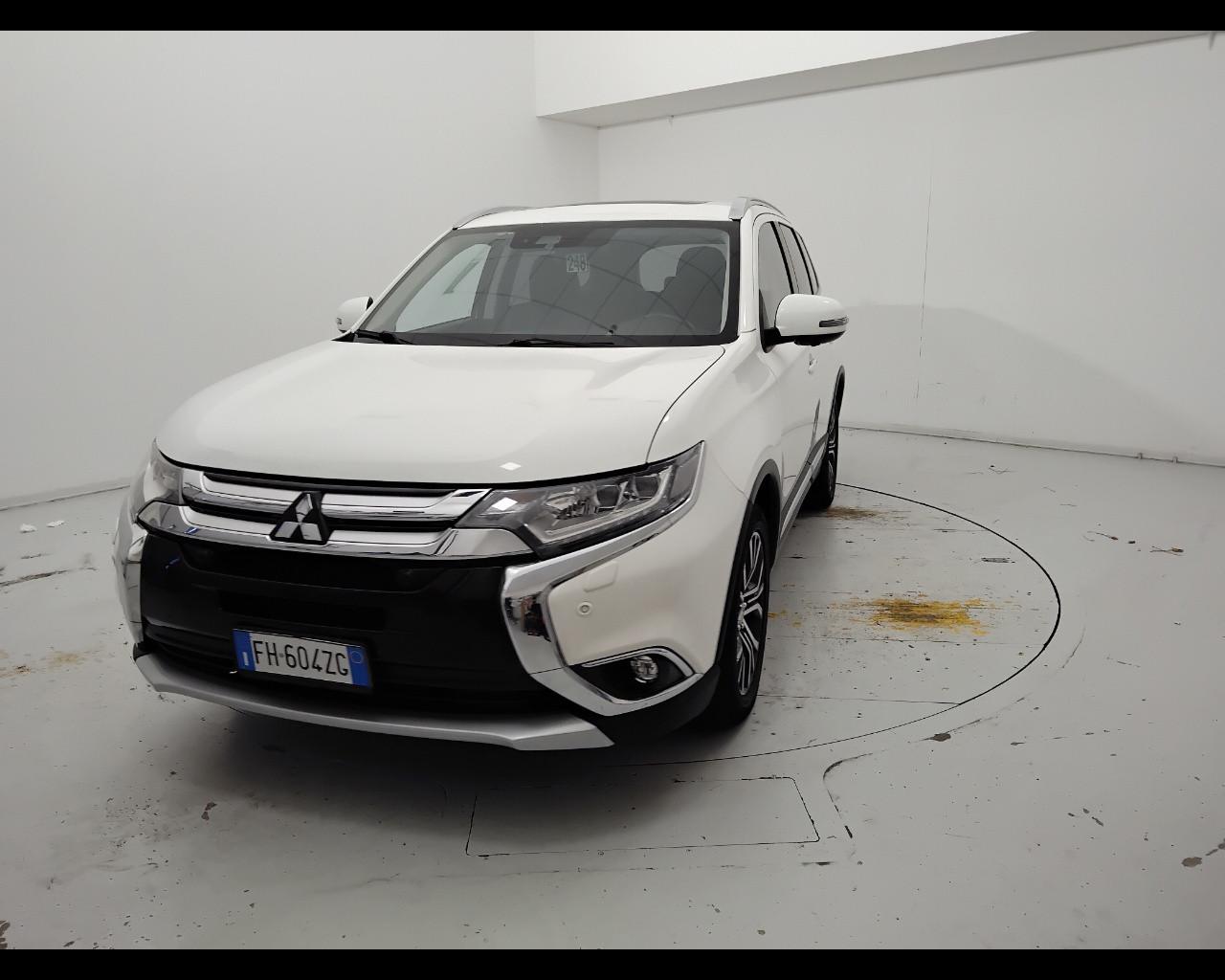 MITSUBISHI Outlander III 2016 - Outlander 2.2 Instyle Plus Sda Diam.Pac