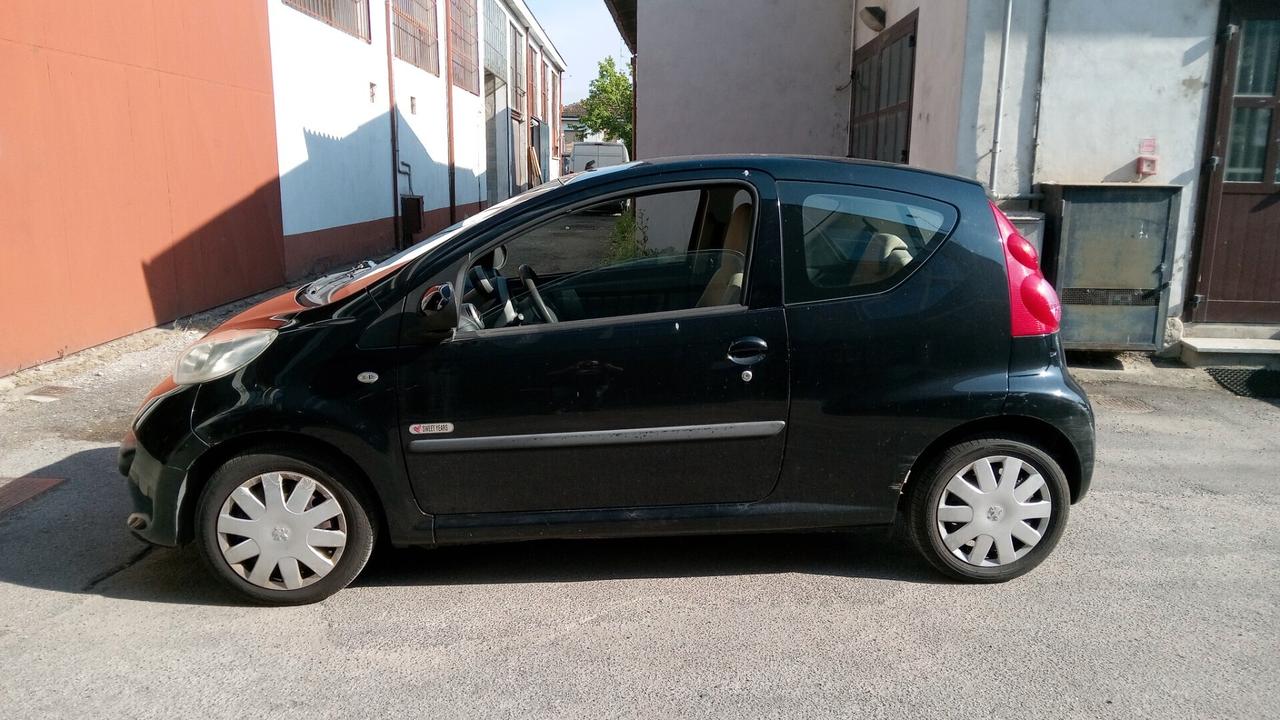 Peugeot 107 1.0 68CV 3p. Sweet Years