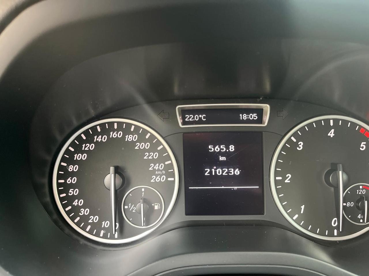 Mercedes-benz B 180 CDI