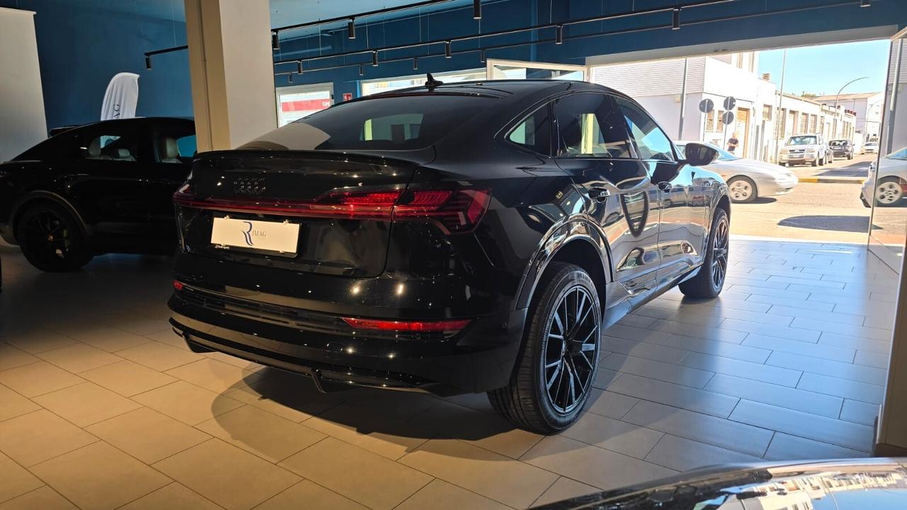 Audi Q8 e-tron SPB 55 quattro