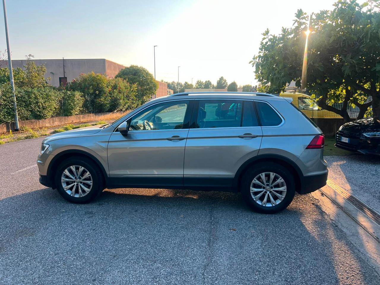 Volkswagen Tiguan 2.0 TDI SCR Business BlueMotion Technology