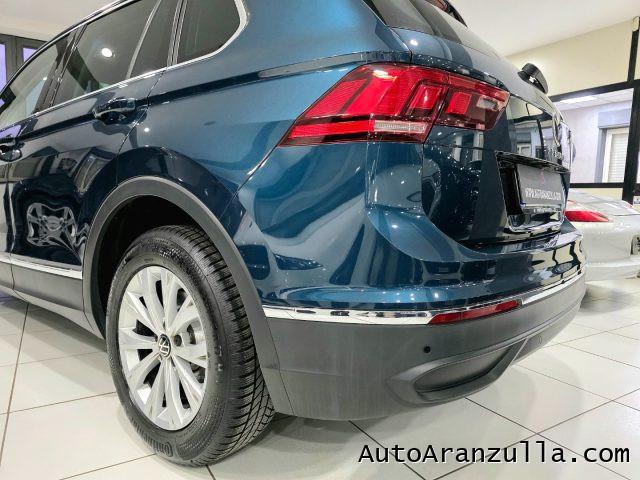 VOLKSWAGEN Tiguan 2.0 TDI 122CV SCR Life Navi - Fari Led