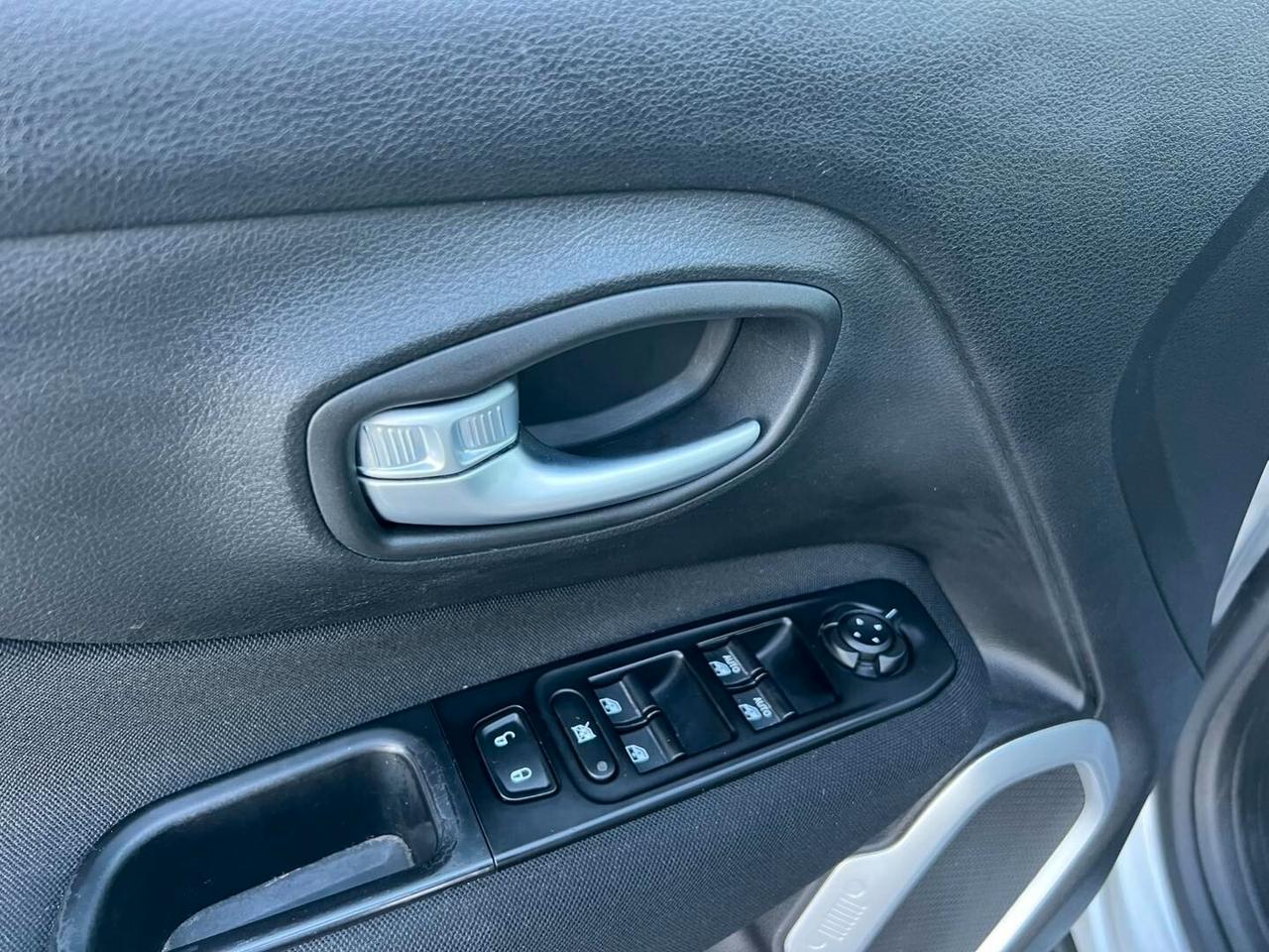 Jeep Renegade 1.6 Mjt 130 CV Longitude