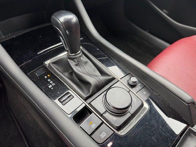 MAZDA 3 2.0L Skyactiv-X M-Hybrid Exclusive