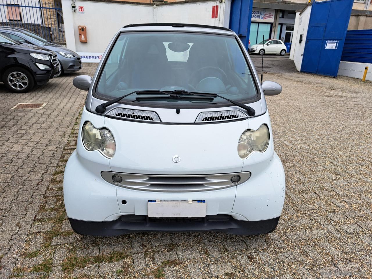 SMART fortwo cabrio grandstyle