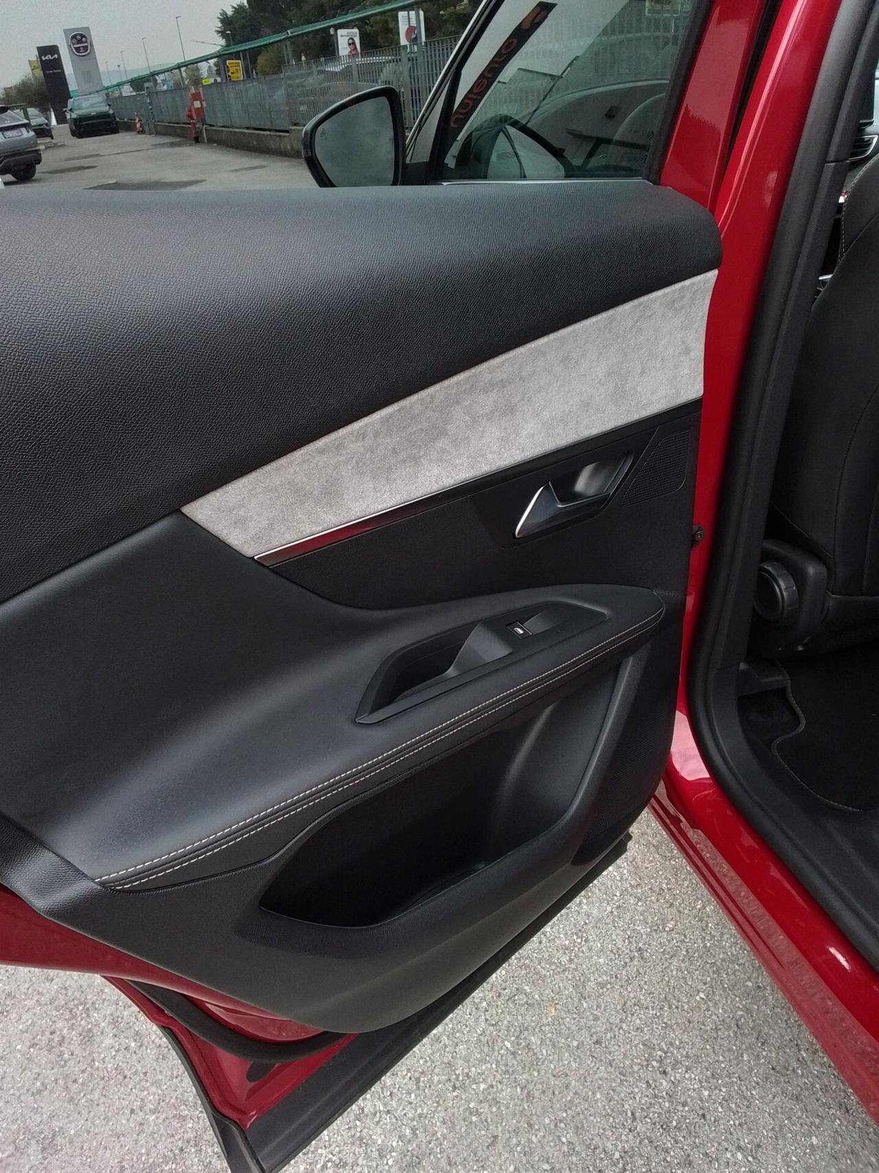 Peugeot 3008 PureTech Turbo 130 S&S GT