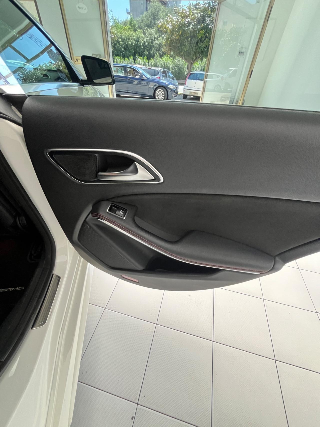 Mercedes-benz CLA 220 CDI 4Matic Automatic Premium