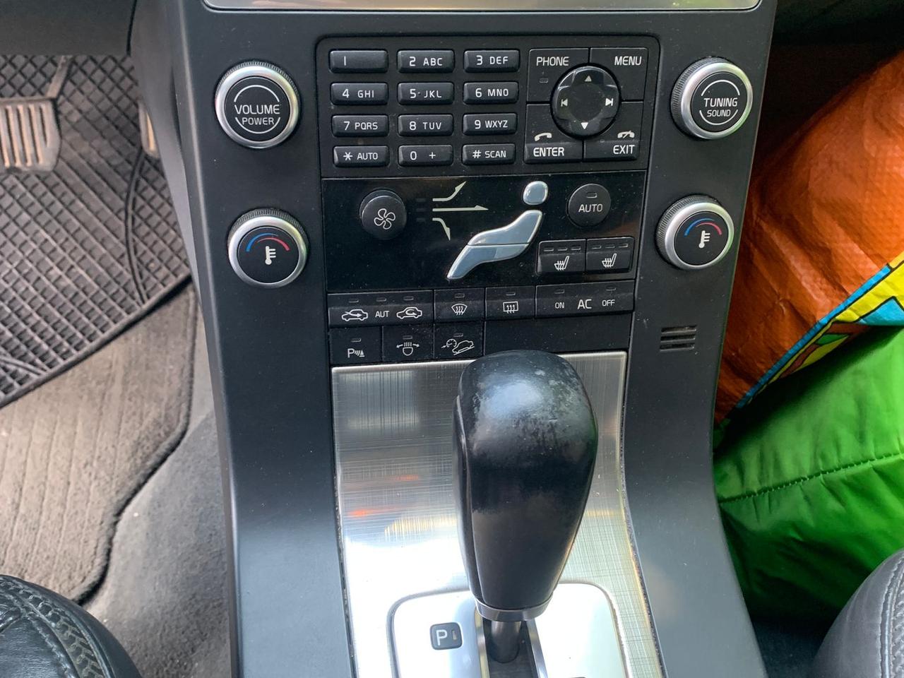 Volvo XC 70 XC70 2.4 D5 Summum #5941