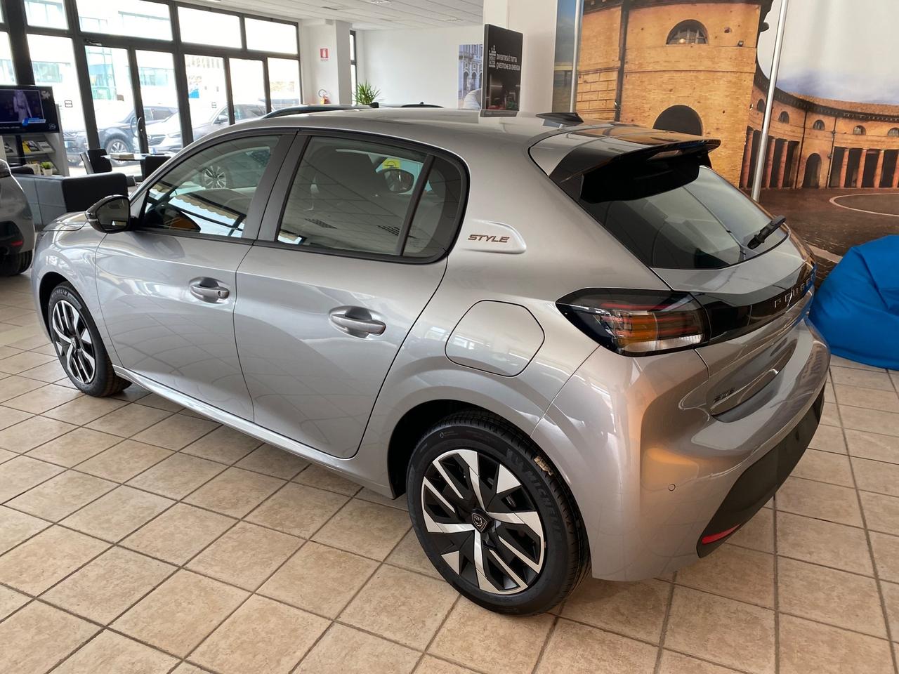 Peugeot 208 Hybrid 110 Style - NUOVO E KM ZERO