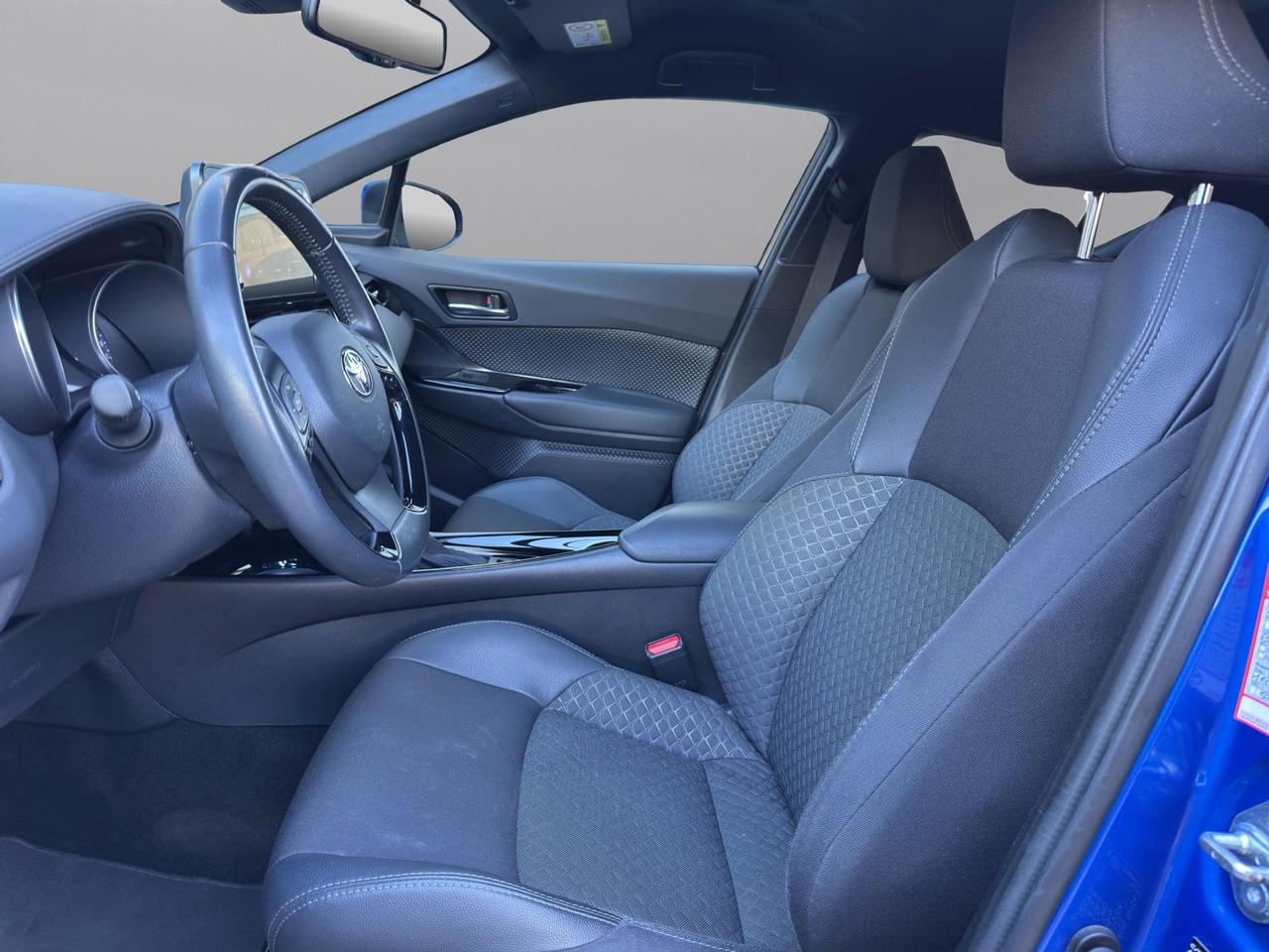 Toyota C-HR 1.8h Trend e-cvt