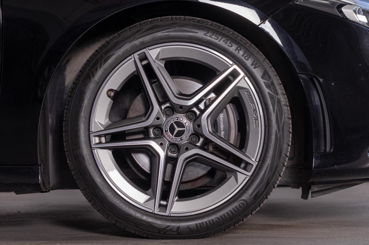 Mercedes-Benz A 180 Premium Amg Auto 136cv