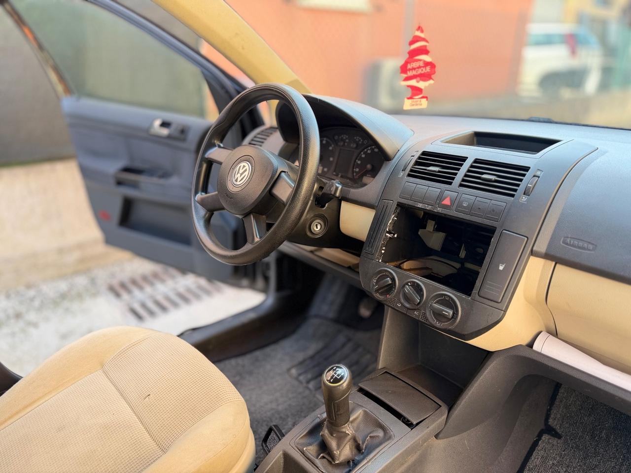 Volkswagen Polo 1.4/69CV TDI 5p. Trendline