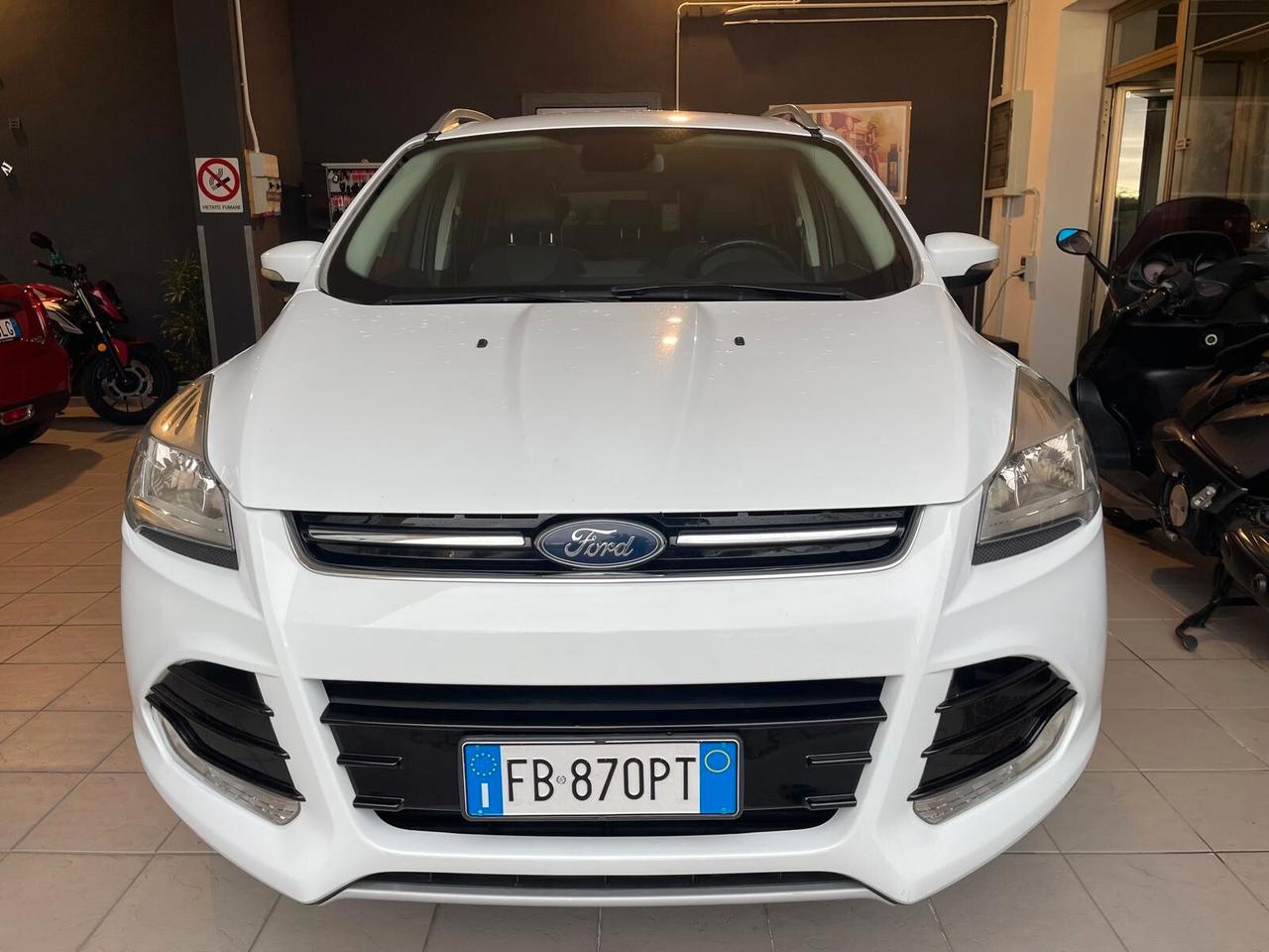 Ford Kuga 2.0 TDCI 150 CV S&S 4WD Titanium