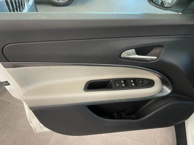 FIAT 600 1.2 Hybrid 110 CV DCT MHEV La Prima