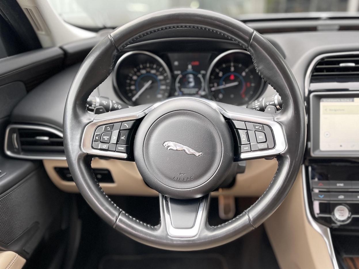 Jaguar XE 2.0 Diesel 180CV E6 Automatica - 2019