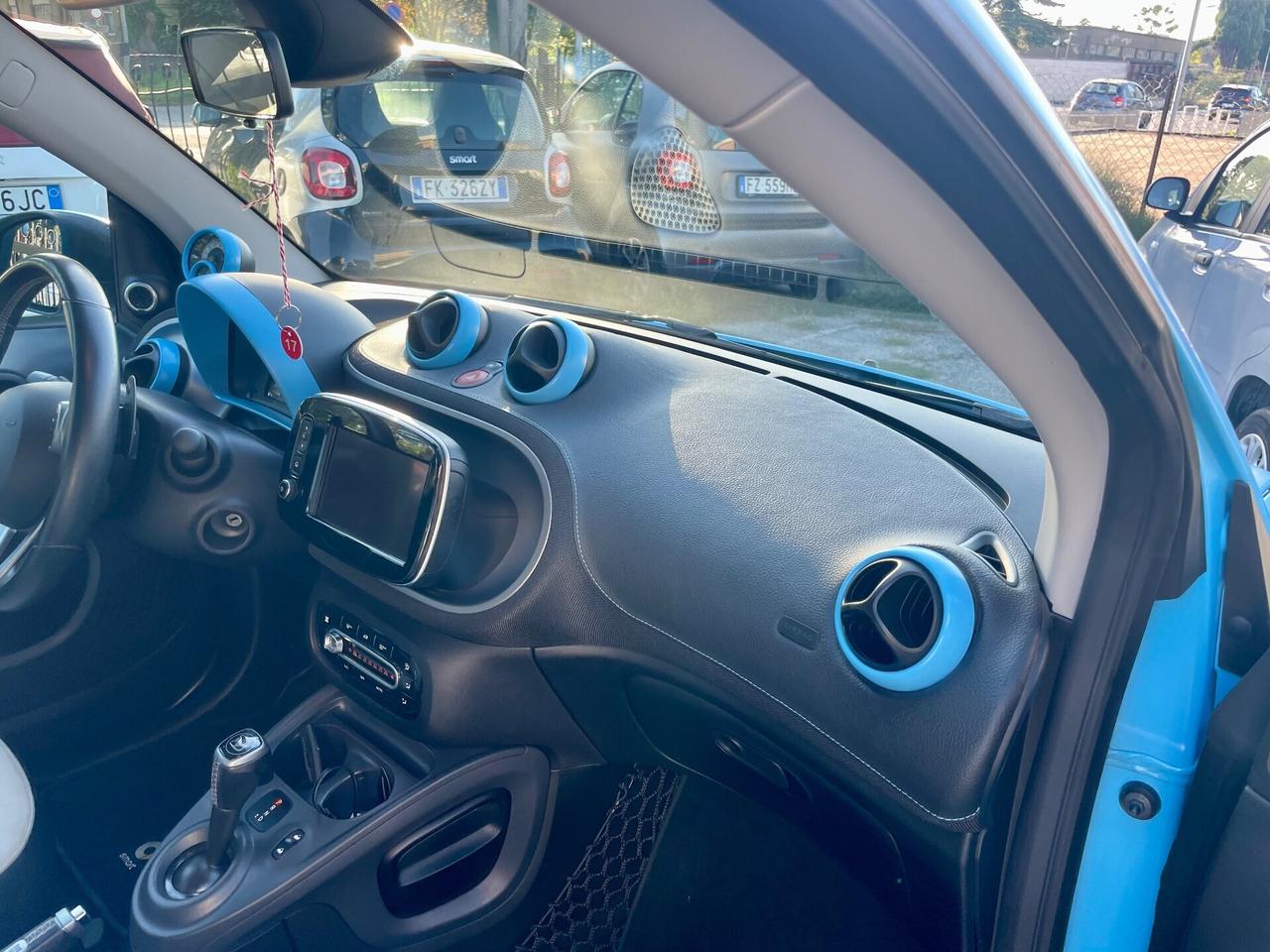 Smart ForTwo 90 0.9 Turbo twinamic cabrio Brabus edition