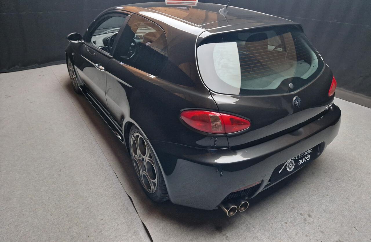 Alfa Romeo 147 3.2i V6 24V GTA ASI CON CRS