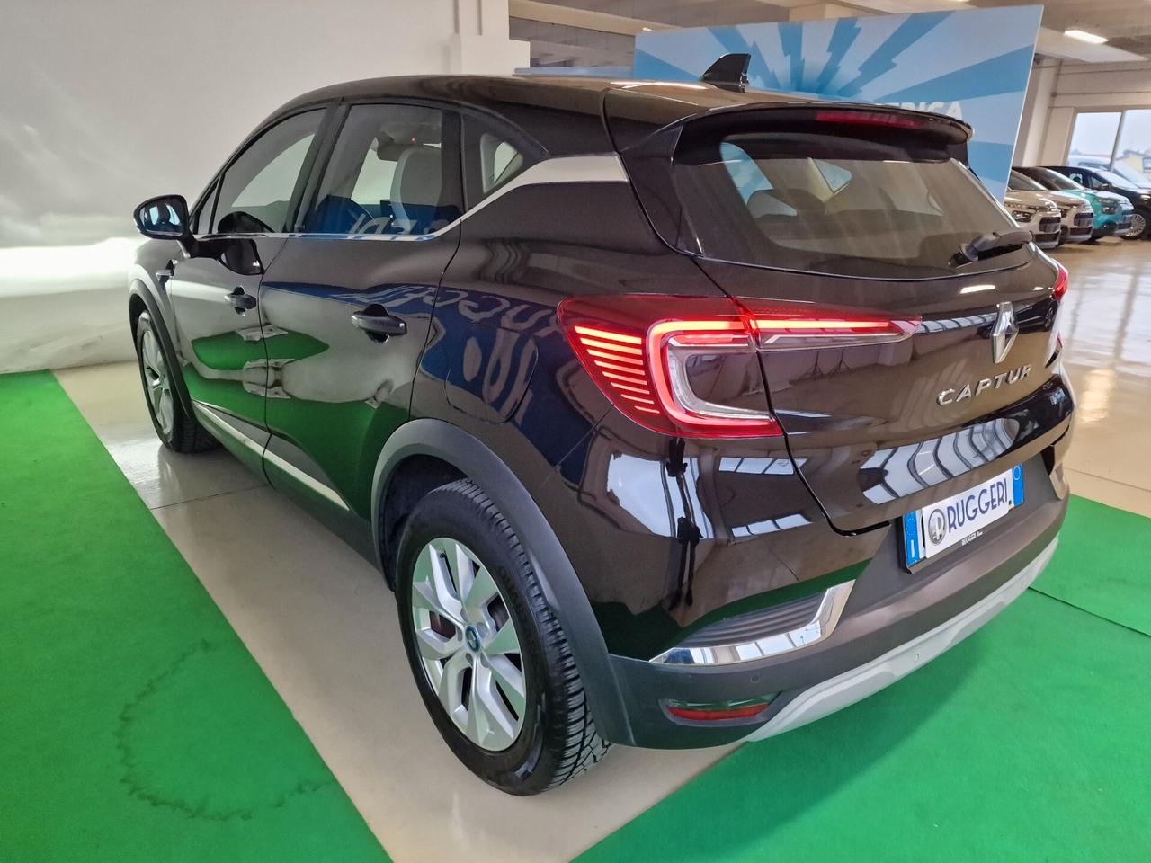 Renault Captur Plug-in Hybrid E-Tech 160 CV Intens