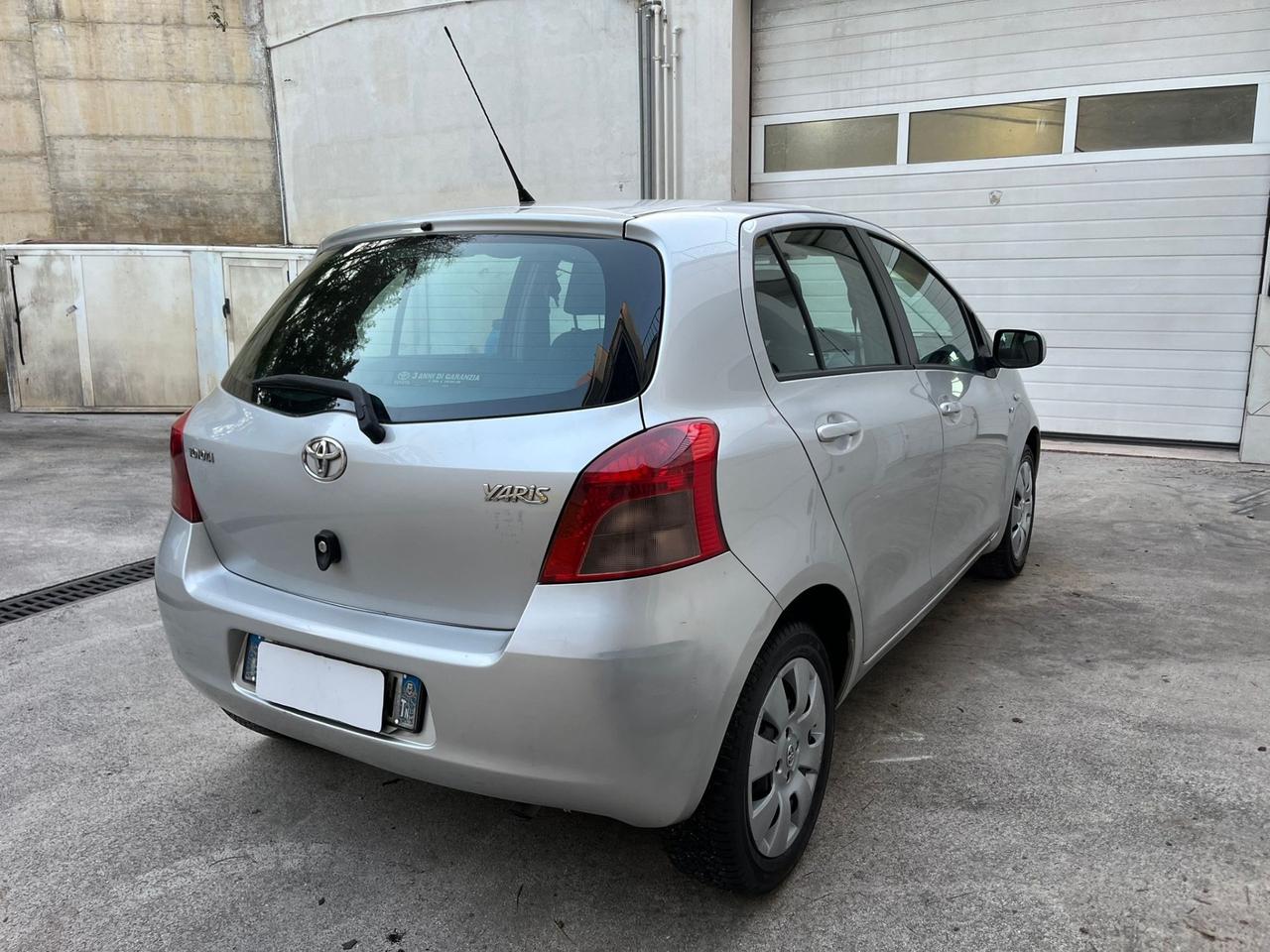 Toyota Yaris 1.4 D-4D 5 porte Sol