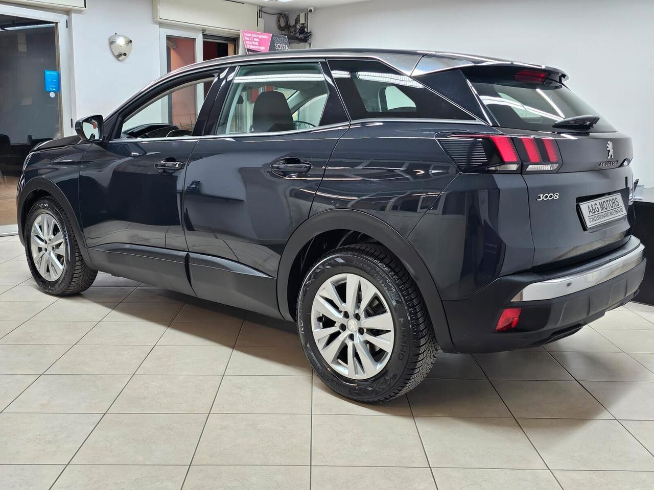 PEUGEOT 3008 BLUEHDI 130cv S&S EAT8 BUSINESS