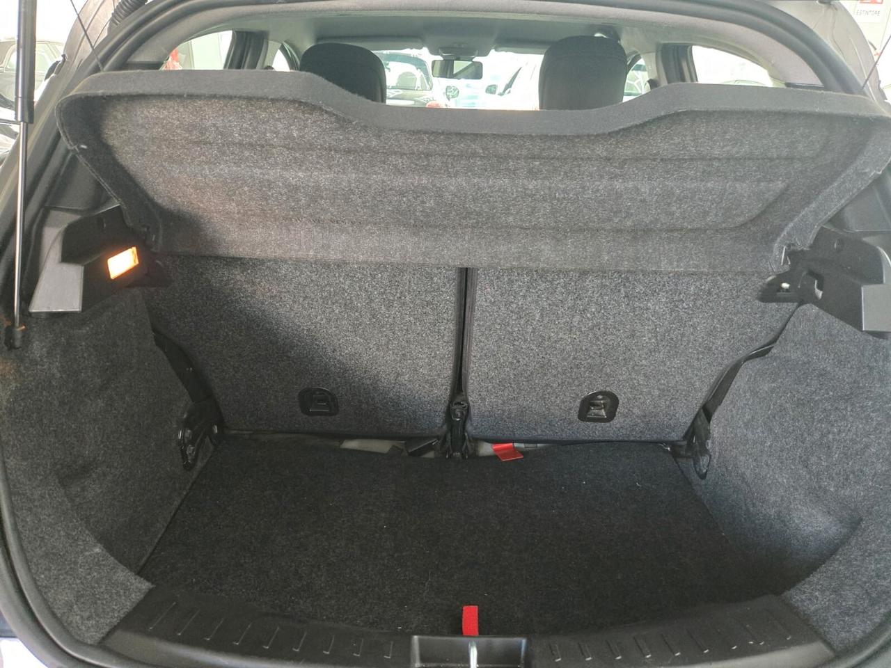 Lancia Ypsilon 1.2 69 CV 5 porte S&S Gold