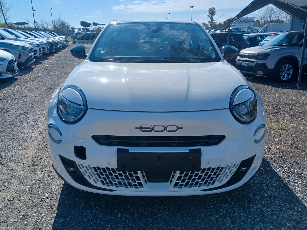 Fiat 600 Hybrid 110 CV DCT MHEV La Prima