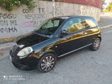 Lancia Ypsilon 1.2 69 CV Elle