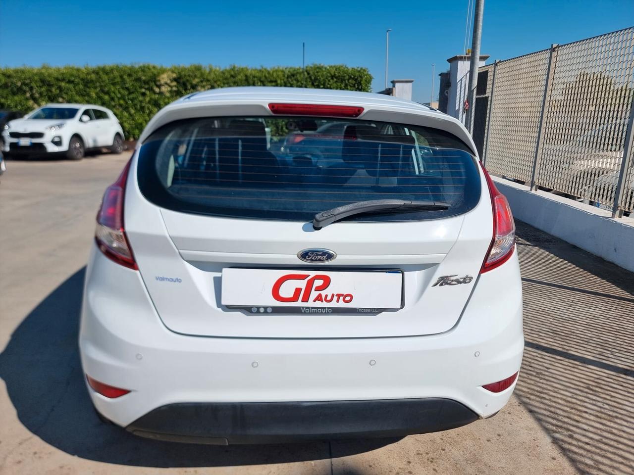 Ford Fiesta 1.5 TDCi 75CV 5 porte Titanium