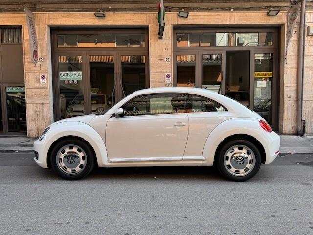 Volkswagen Maggiolino 1.6 TDI Design