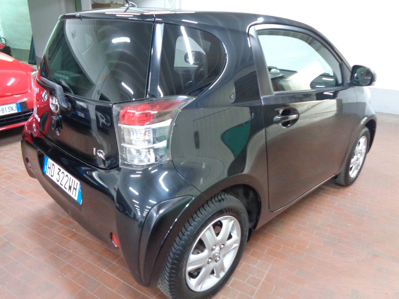 Toyota iQ 1.0 Sol