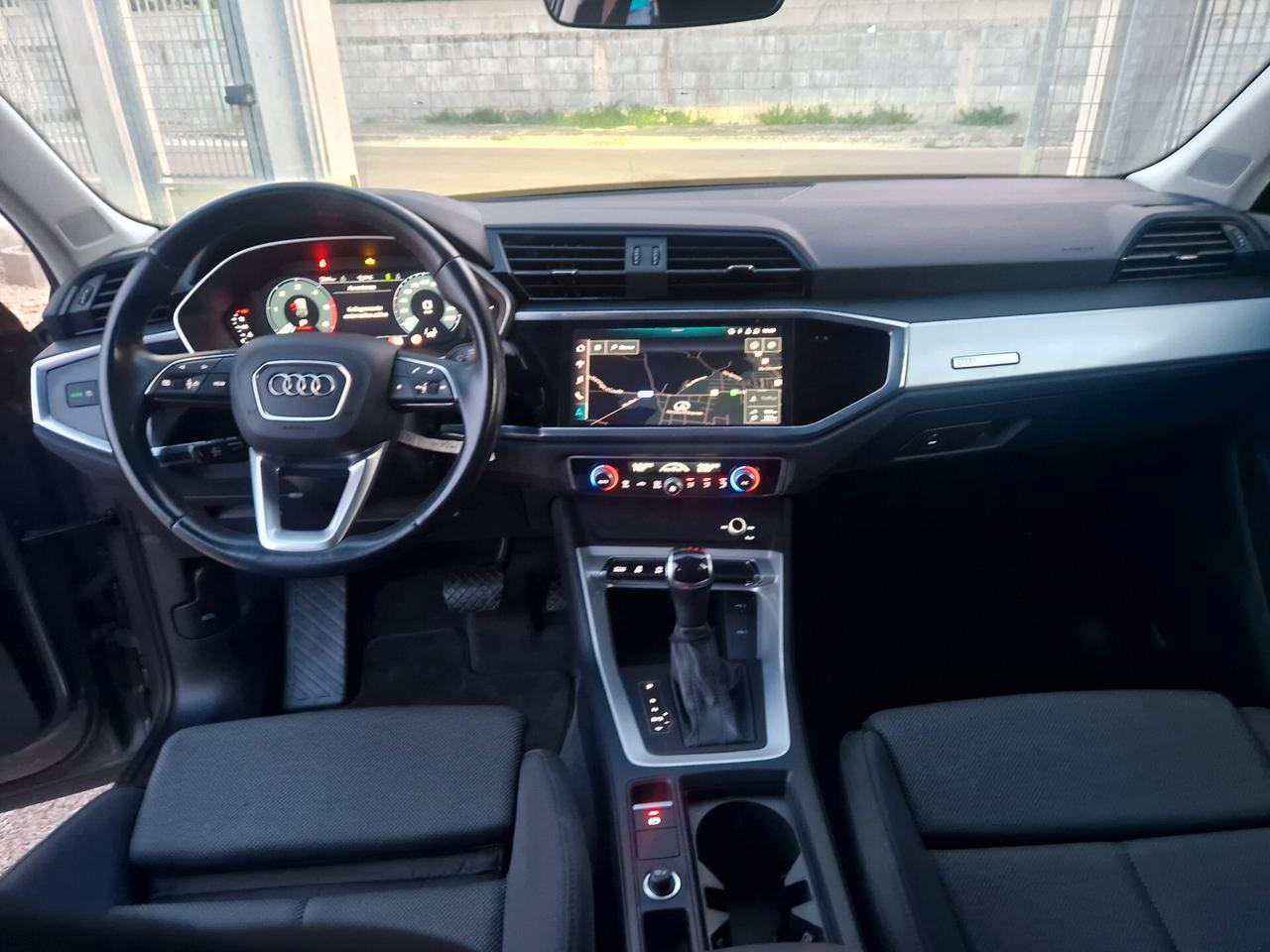 Audi Q3 SPORTBACK TDI quattro S tronic line edition