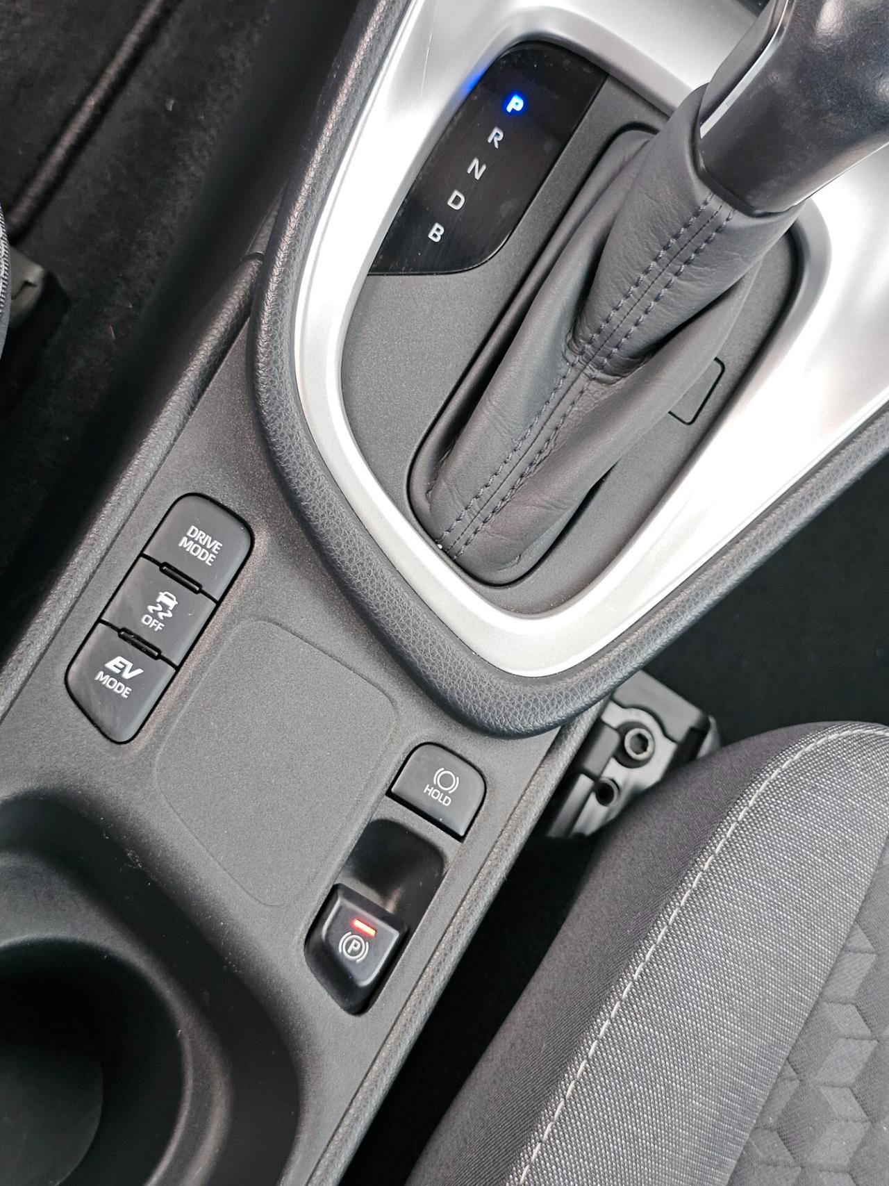 Toyota Yaris 1.5 Hybrid 5 porte Business