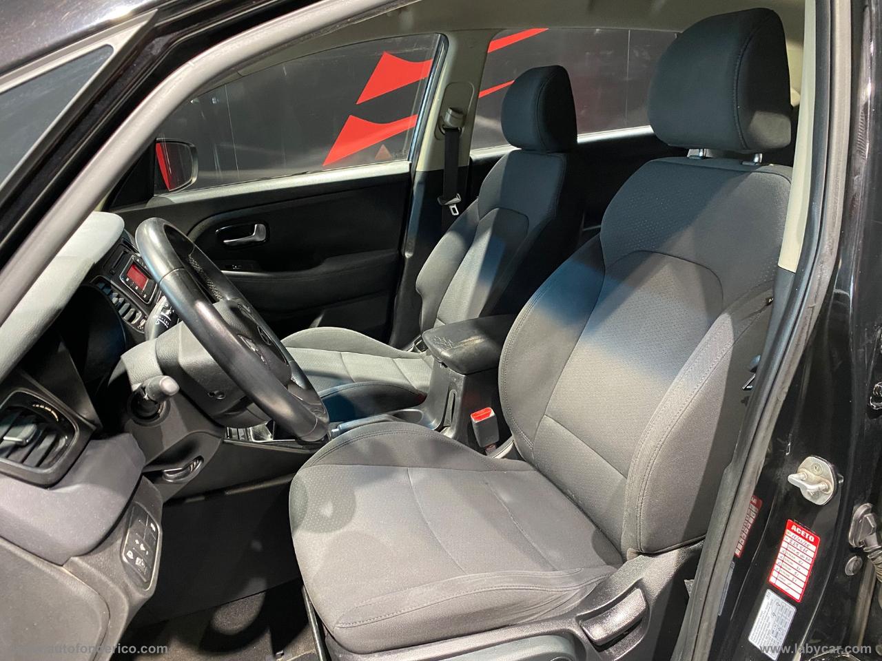 KIA Carens 1.7 DIESEL 7 POSTI