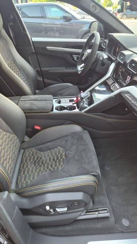 Lamborghini Urus 4.0 V8