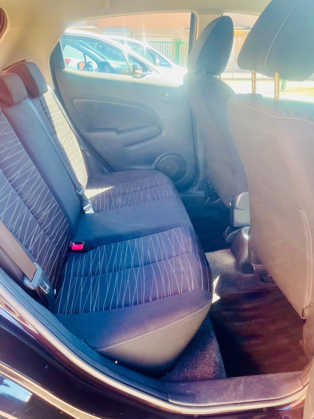 Mazda2 1.3 16V 75CV