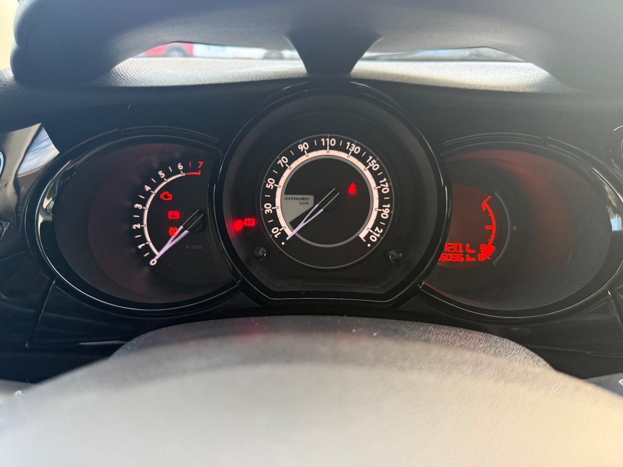 Citroen C3 - 1.2 Benzina 82 cv - Neopatentati