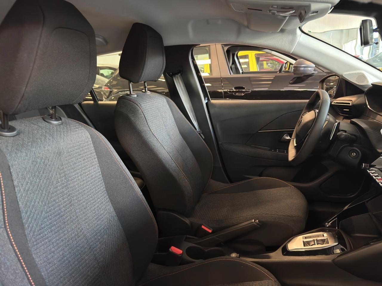 Peugeot 208 Hybrid 110 e-DCS6 Style