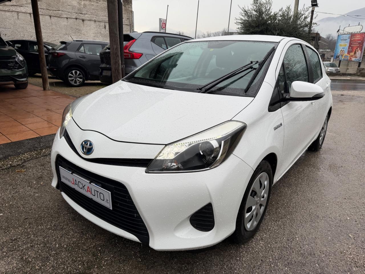 Toyota Yaris 1.5 Hybrid 5 porte Lounge