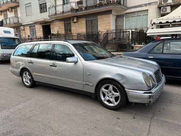 Mercedes E250 D Anche permuta o scambi0