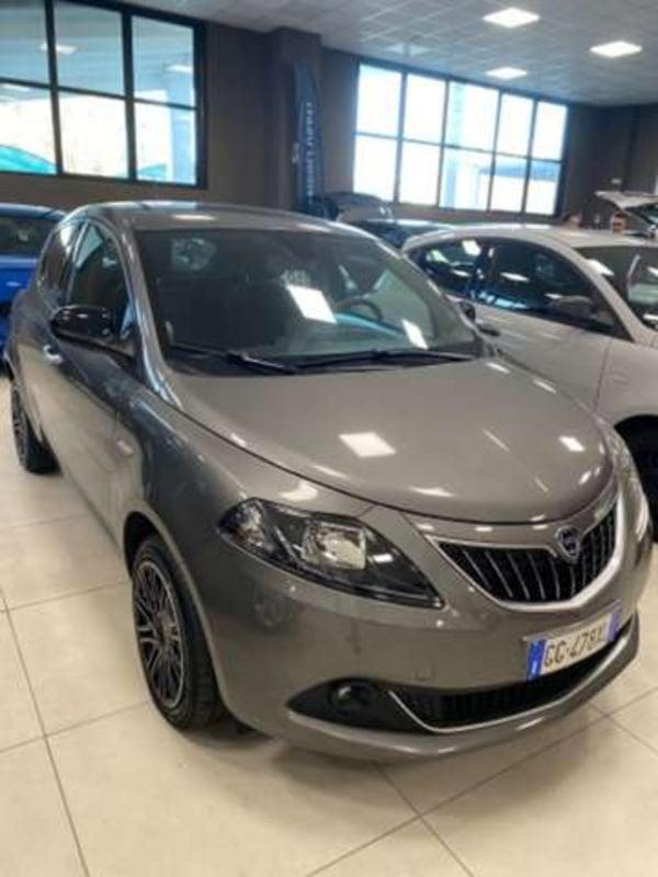 Lancia Ypsilon 1.0 FireFly Hybrid Gold