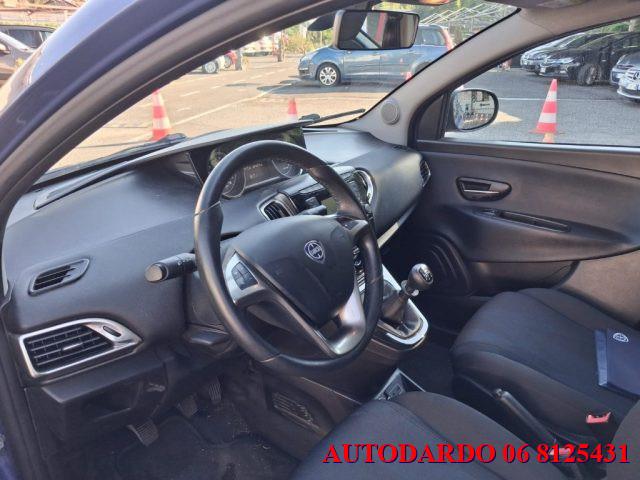 LANCIA Ypsilon 1.2 69 CV 5 porte Gold